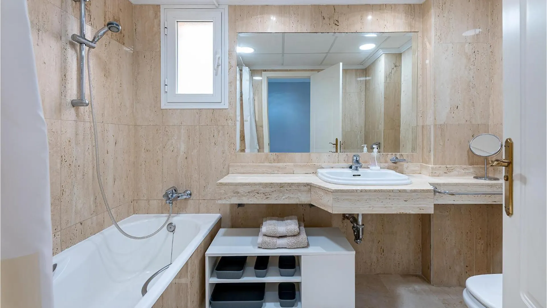 2 Bedroom Gorgeous Apartment In Marbella-Elviria